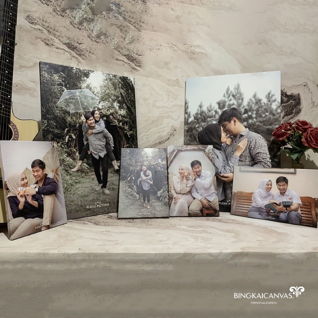 Cetak Foto Kanvas Pasangan romantis di kanvas cetak