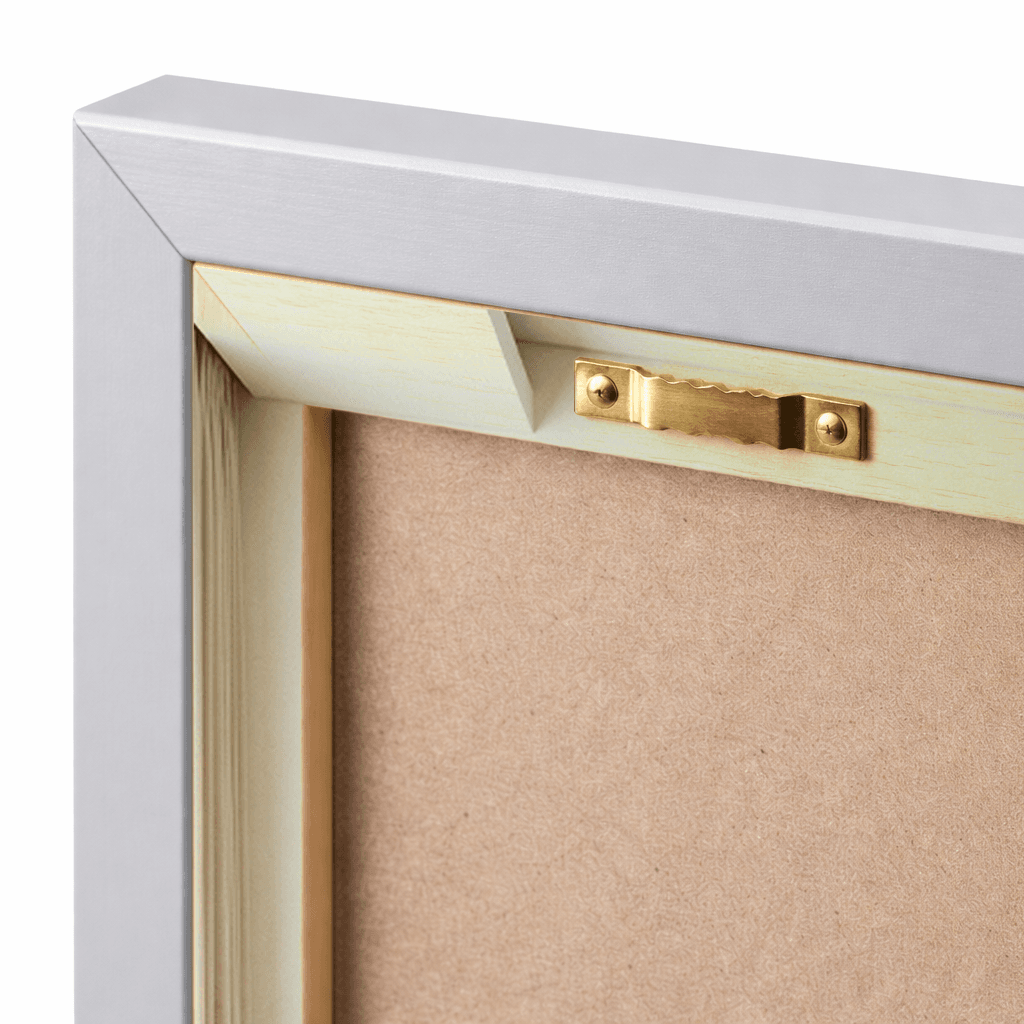 Cetak Foto Kanvas Frame Ornament Detail finishing gantungan belakang