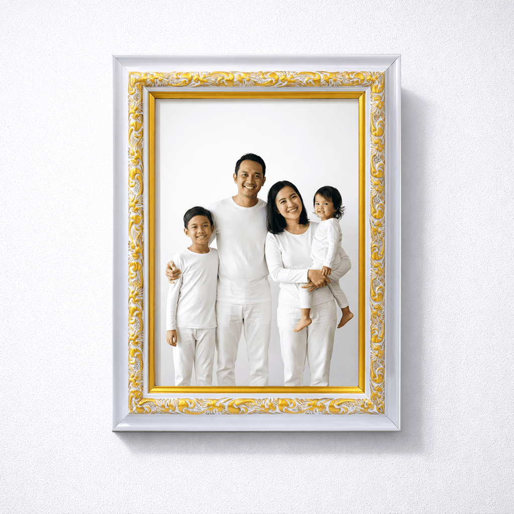 Cetak Foto Kanvas Premium Family photo in Canvas Print Frame Ornament